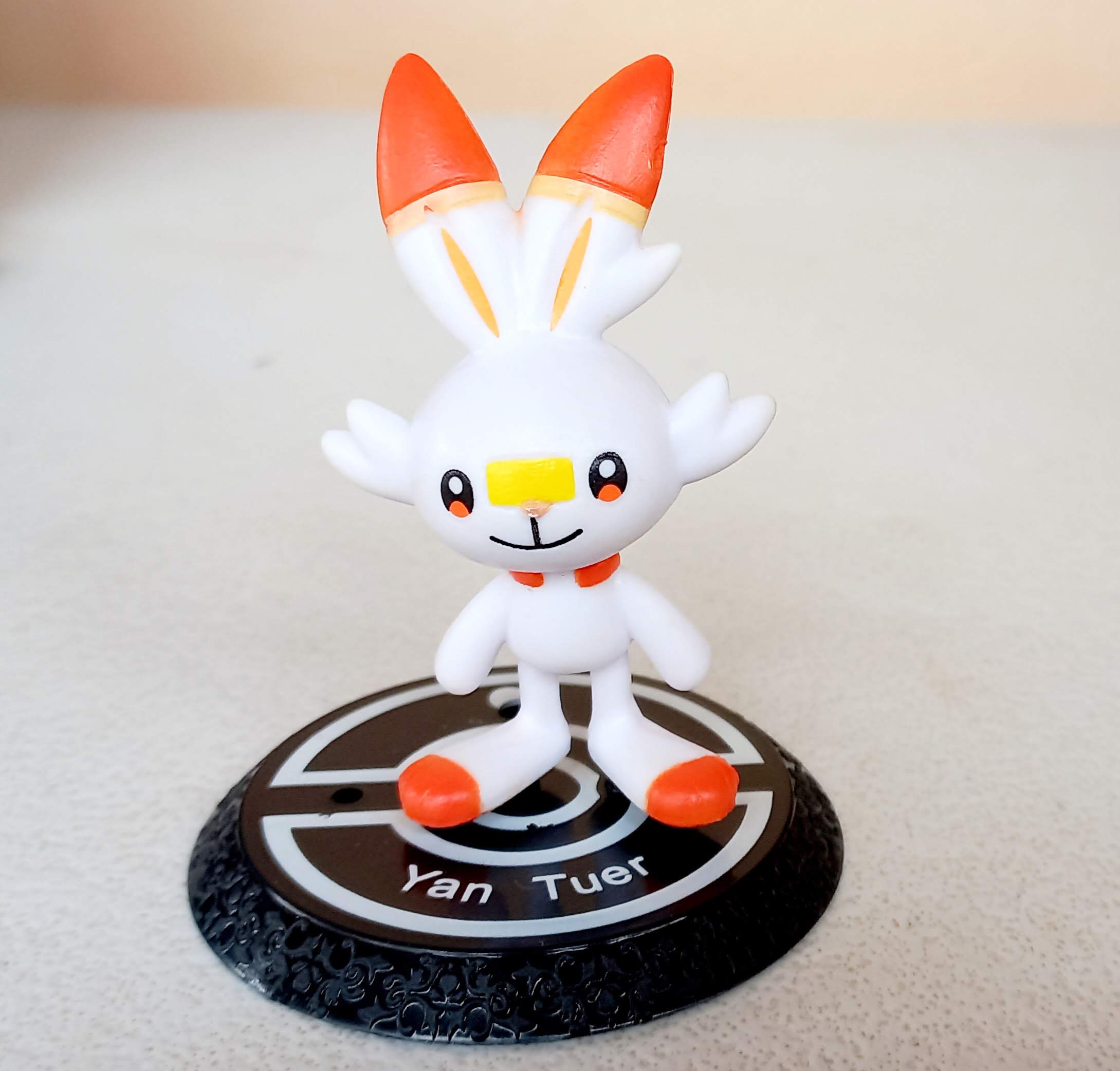 Coleção Pokémon Blind Box - Scorbunny altura 6,5 cm - PVC