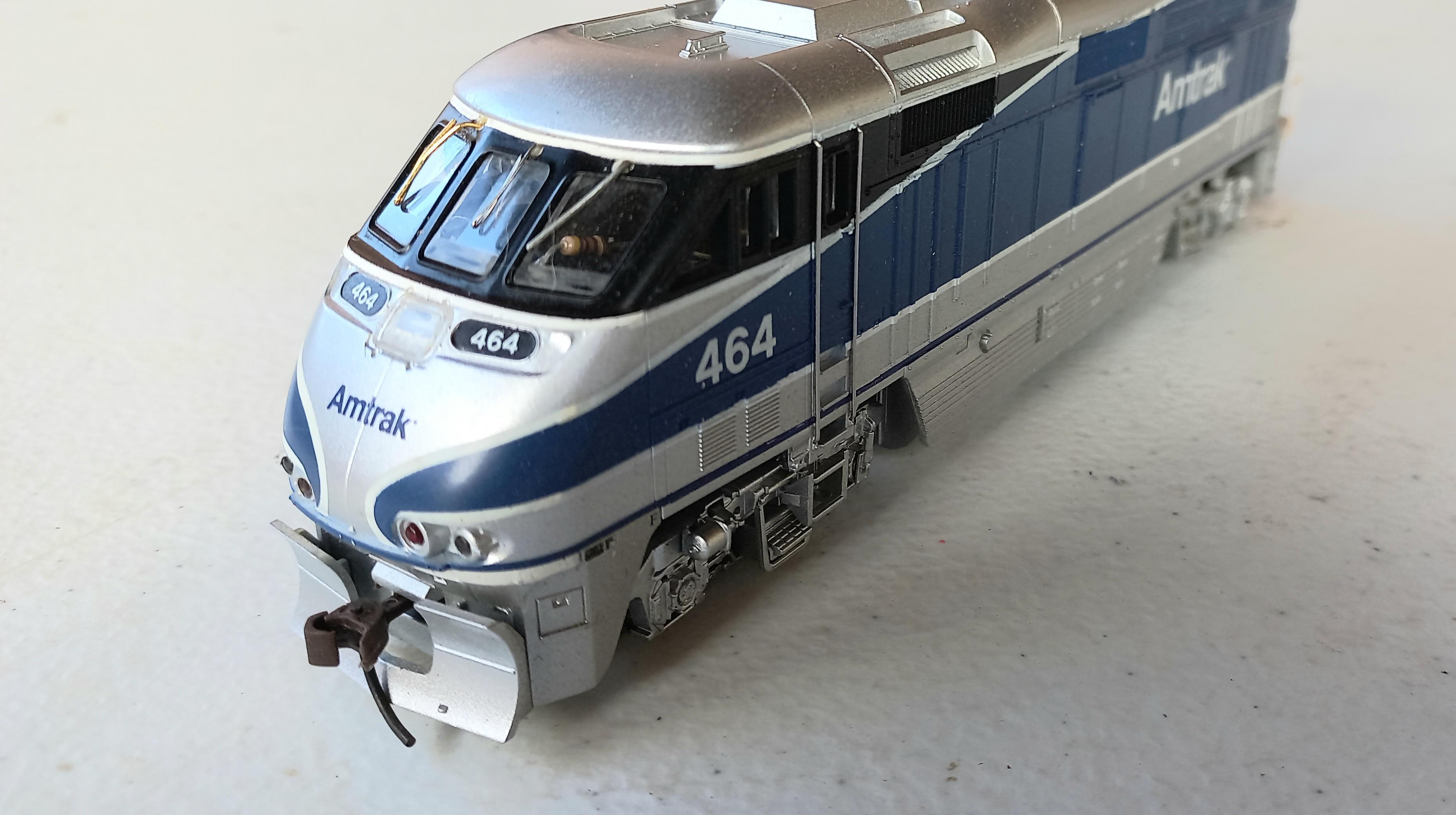 Athearn 2603- Locomotiva  F59 PHI Amtrak West # 464