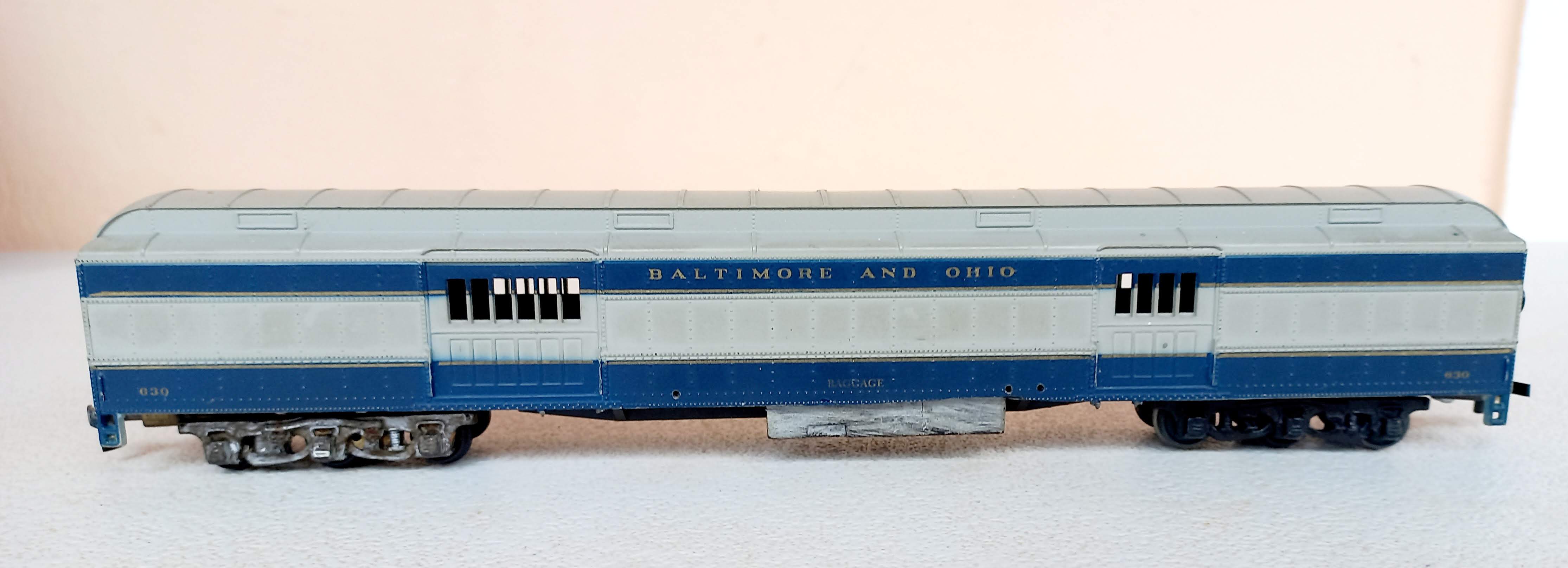 Athearn - Carro Bagagem Baltimore and Ohio - USADO