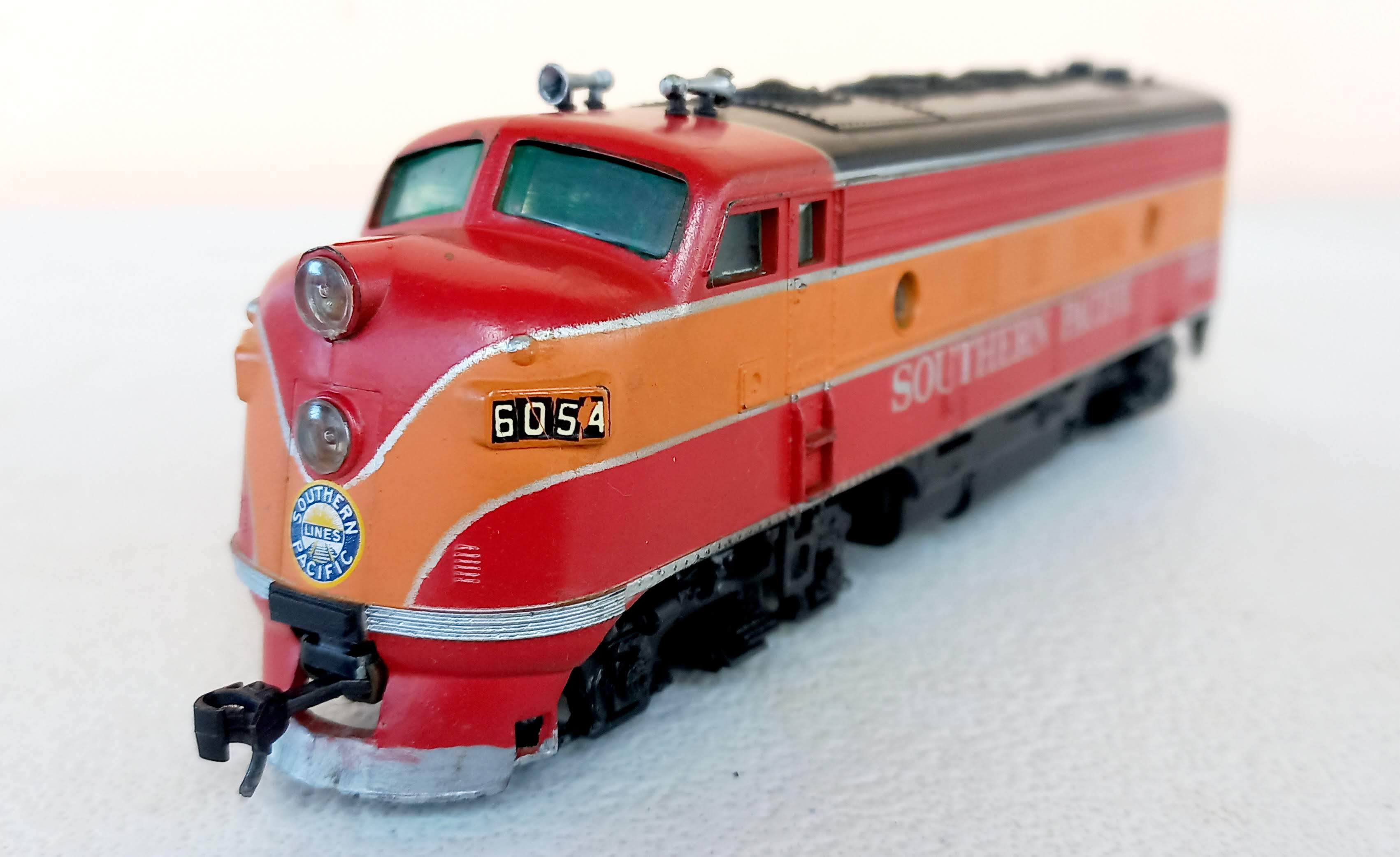 Athearn - Locomotiva F7 A Southern Pacific #6054 - (USADA)