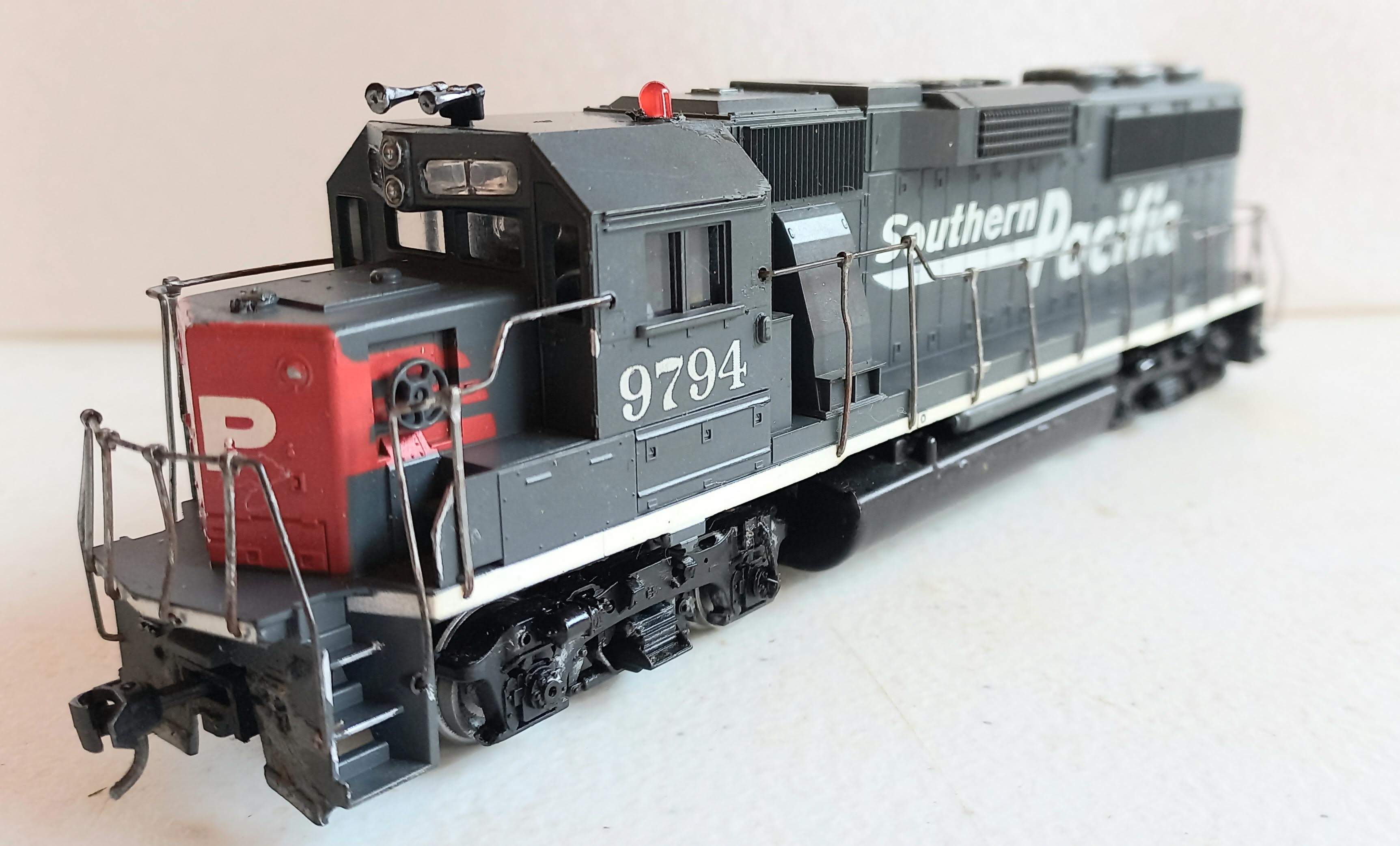 * Athearn  Locomotiva GP 60 Southern Pacific #9794 Usada
