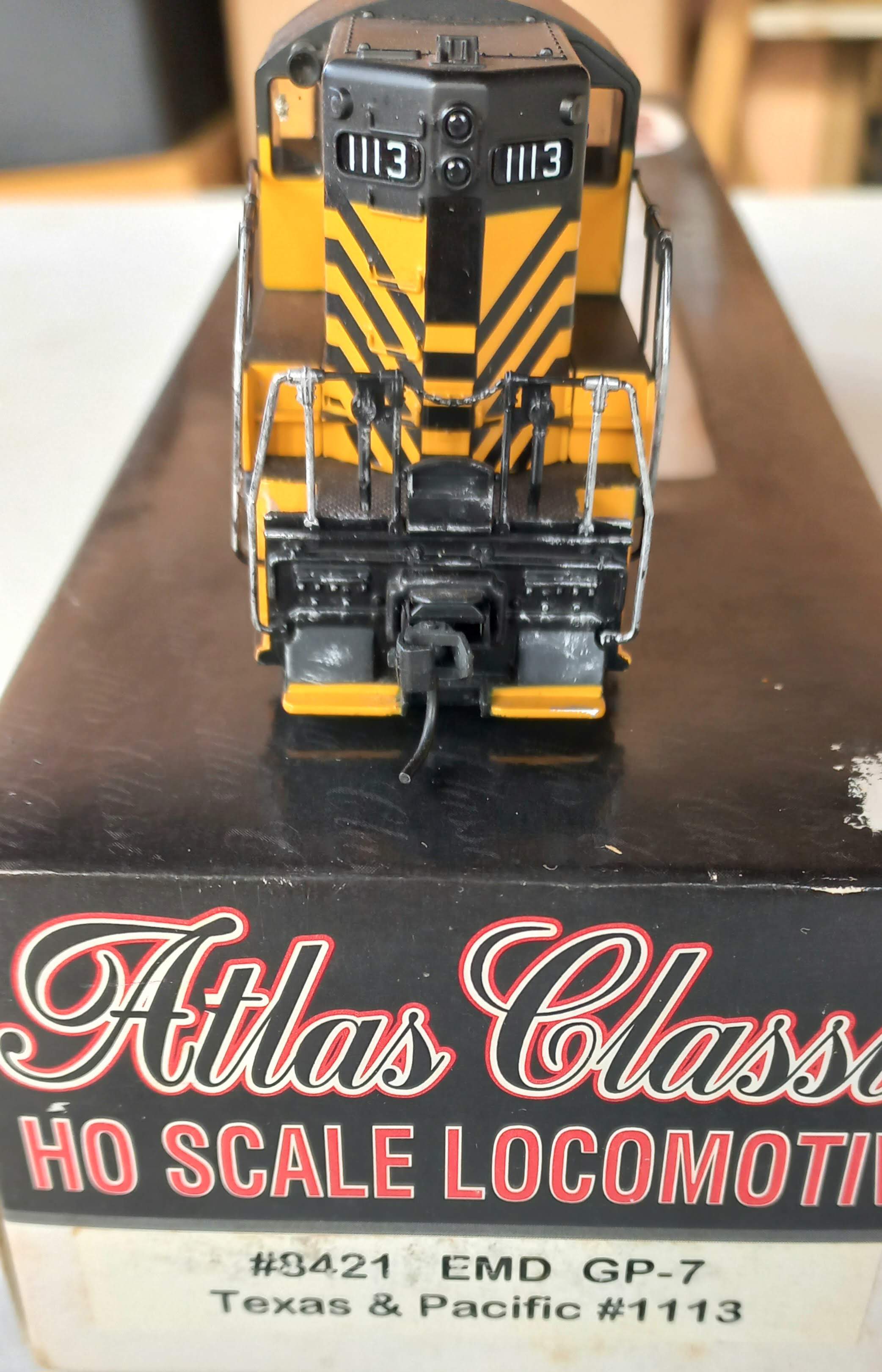 Atlas Classic  8421 - locomotiva GP-7 Texas 7 Pacific # 1113 