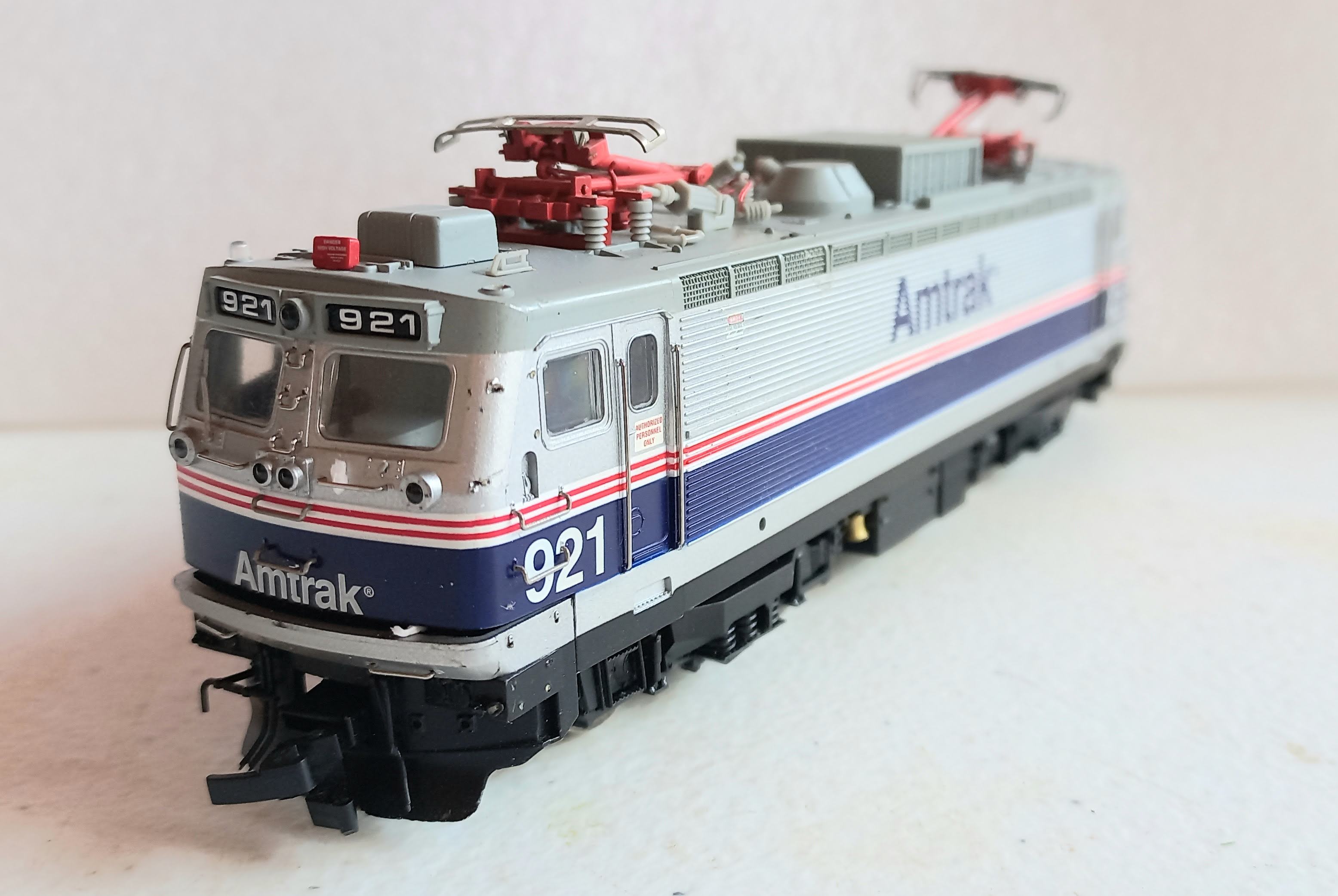 *Atlas Locomotiva AEM-7 Amtrak Northeast Direct #921 - USADA