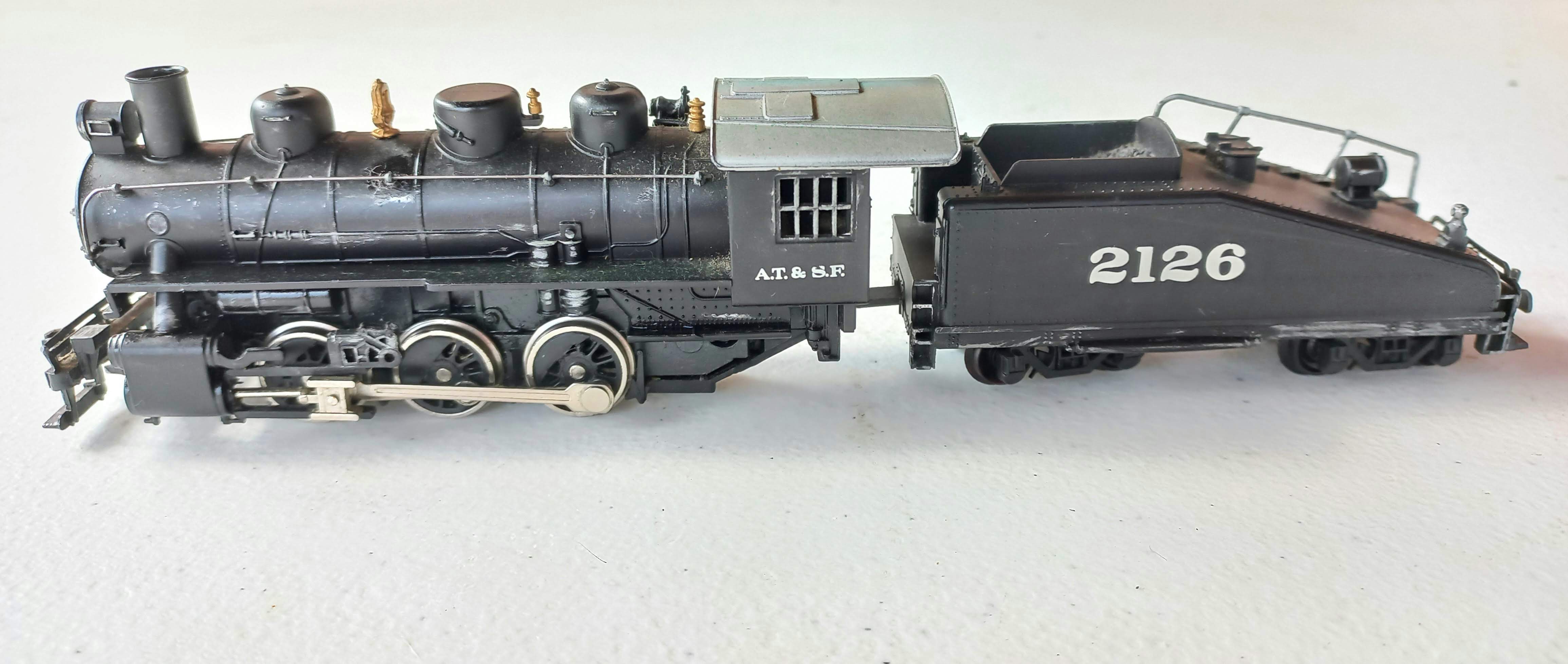 * Bachamann - Locomotiva Usra 0-6-0  Santa Fé #2126 COM CAIXA
