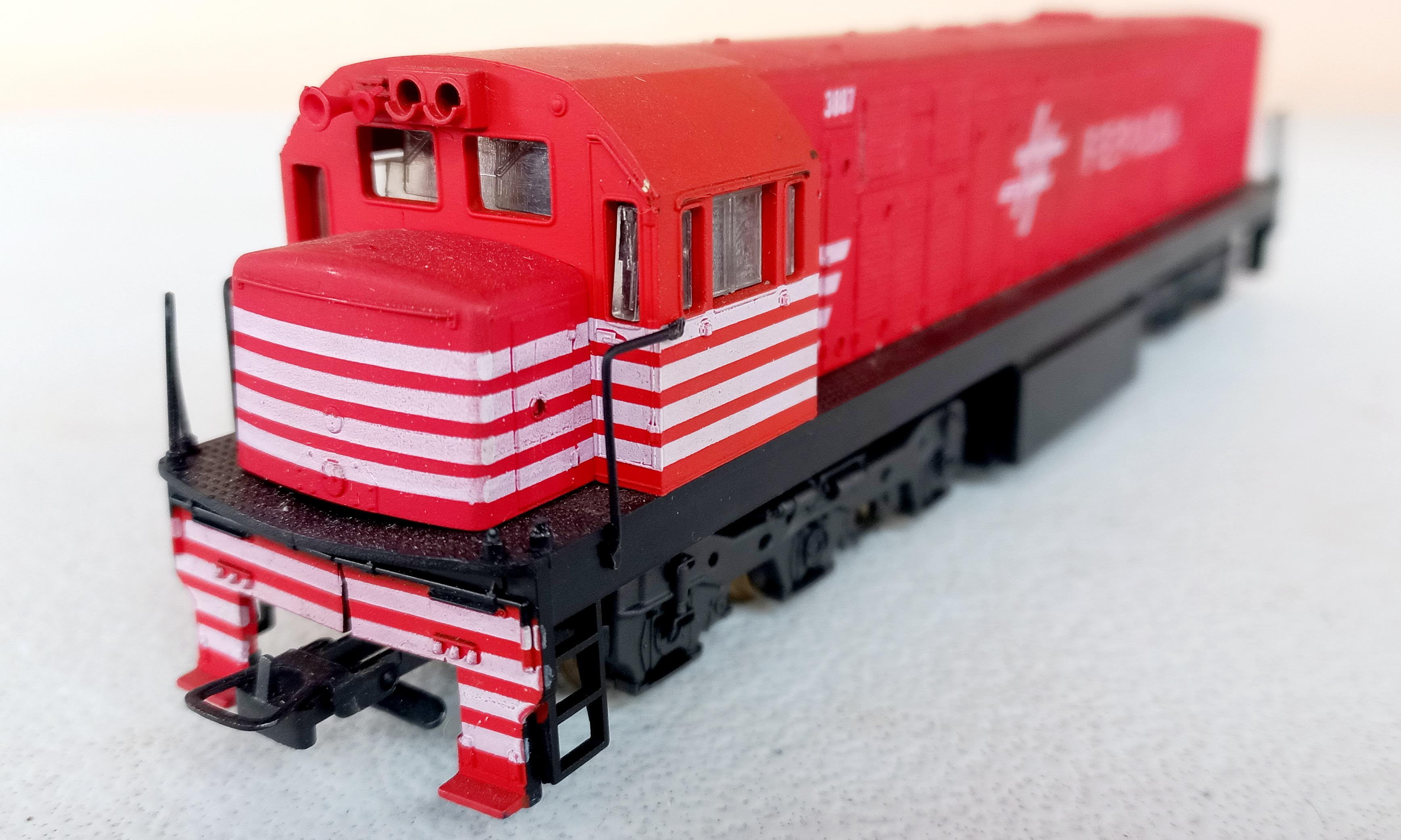 Frateschi 3006- Locomotiva U20C Fepasa Fase II 3887 USADA