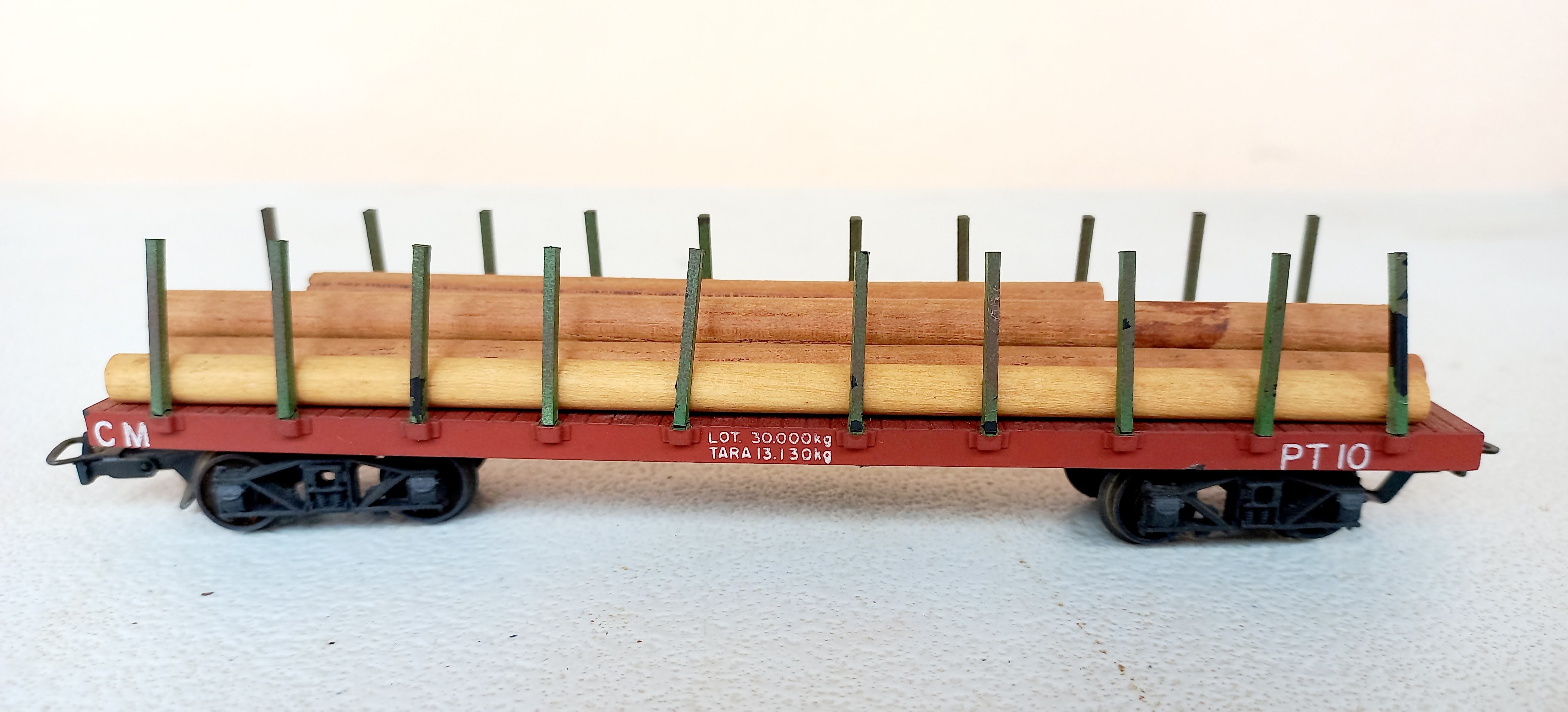 Frateschi - 2000 Vagão Prancha CM com carga 