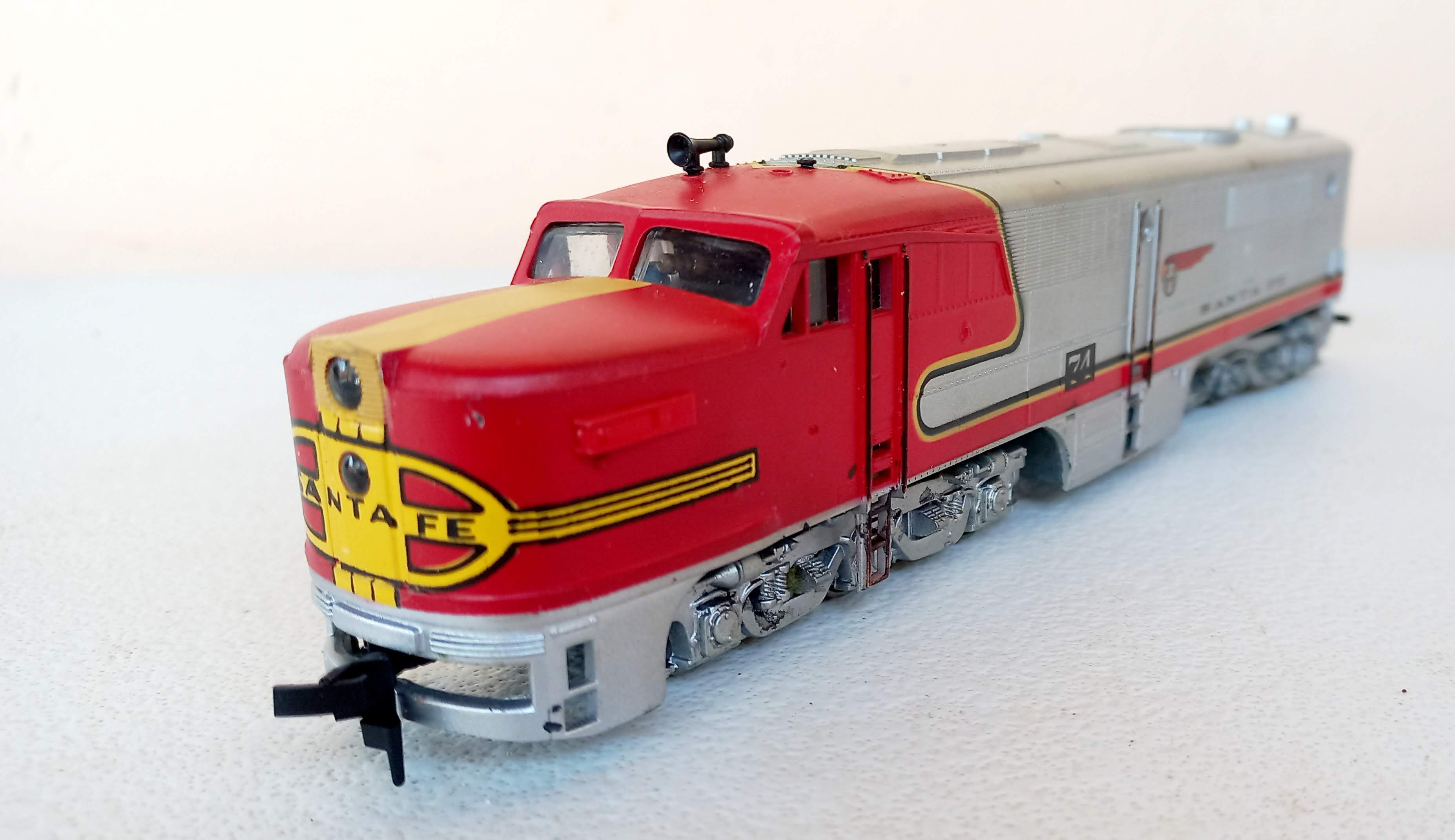 Athearn - Locomotiva PA 1 Santa Fé #74 USADA