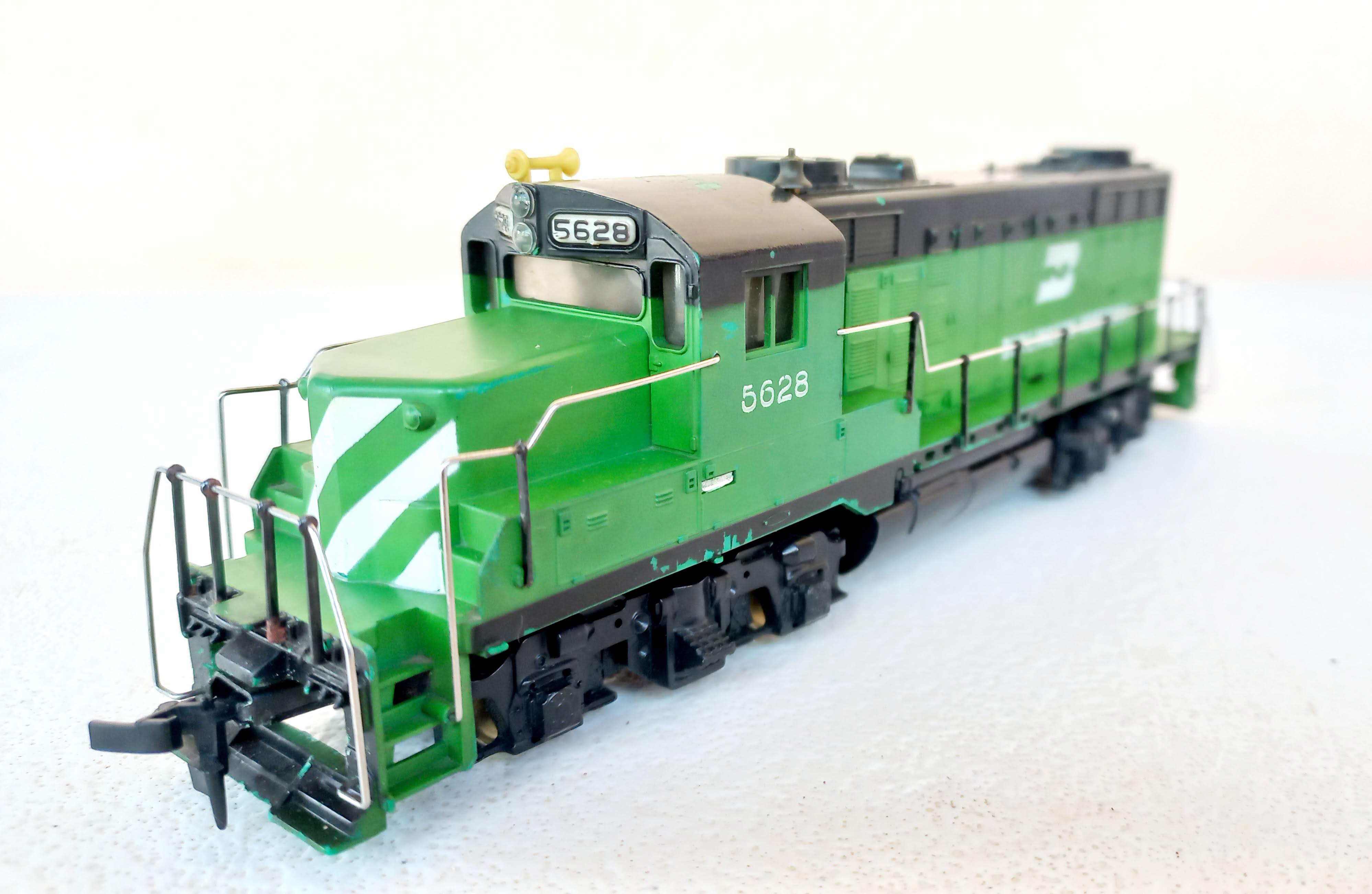 Mantua - Locomotiva GP 20 Burlington Northern # 5628 
