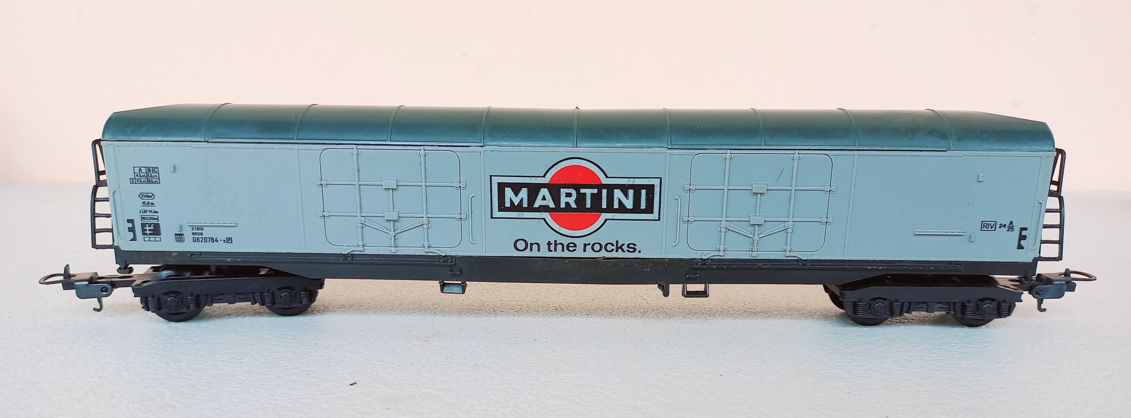 Lima - Vagão fechado Martini On the Rocks