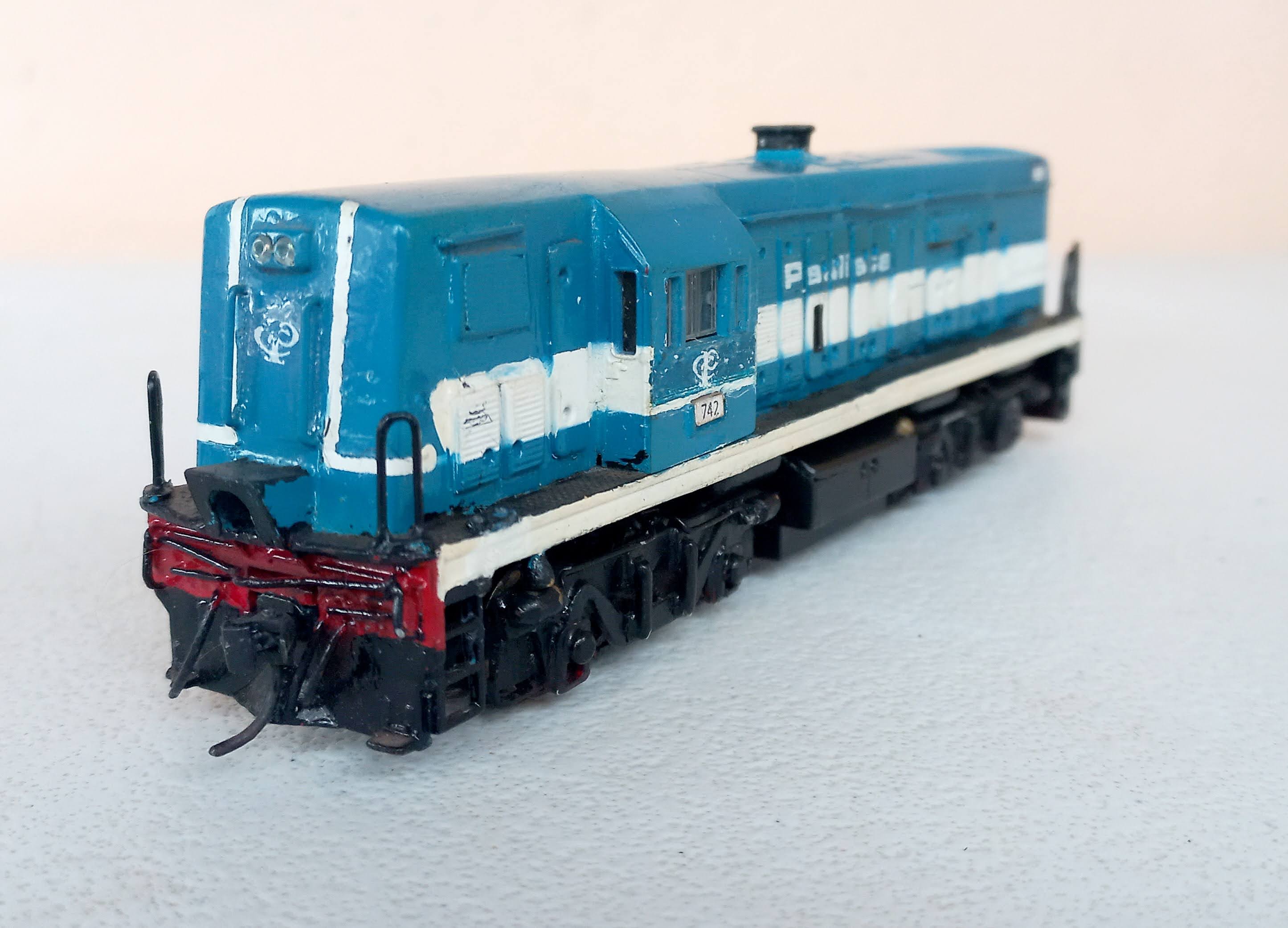 Locomotiva U12B Modelo Artesanal Paulista #742 REVISADA FUNCIONAMENTO OK