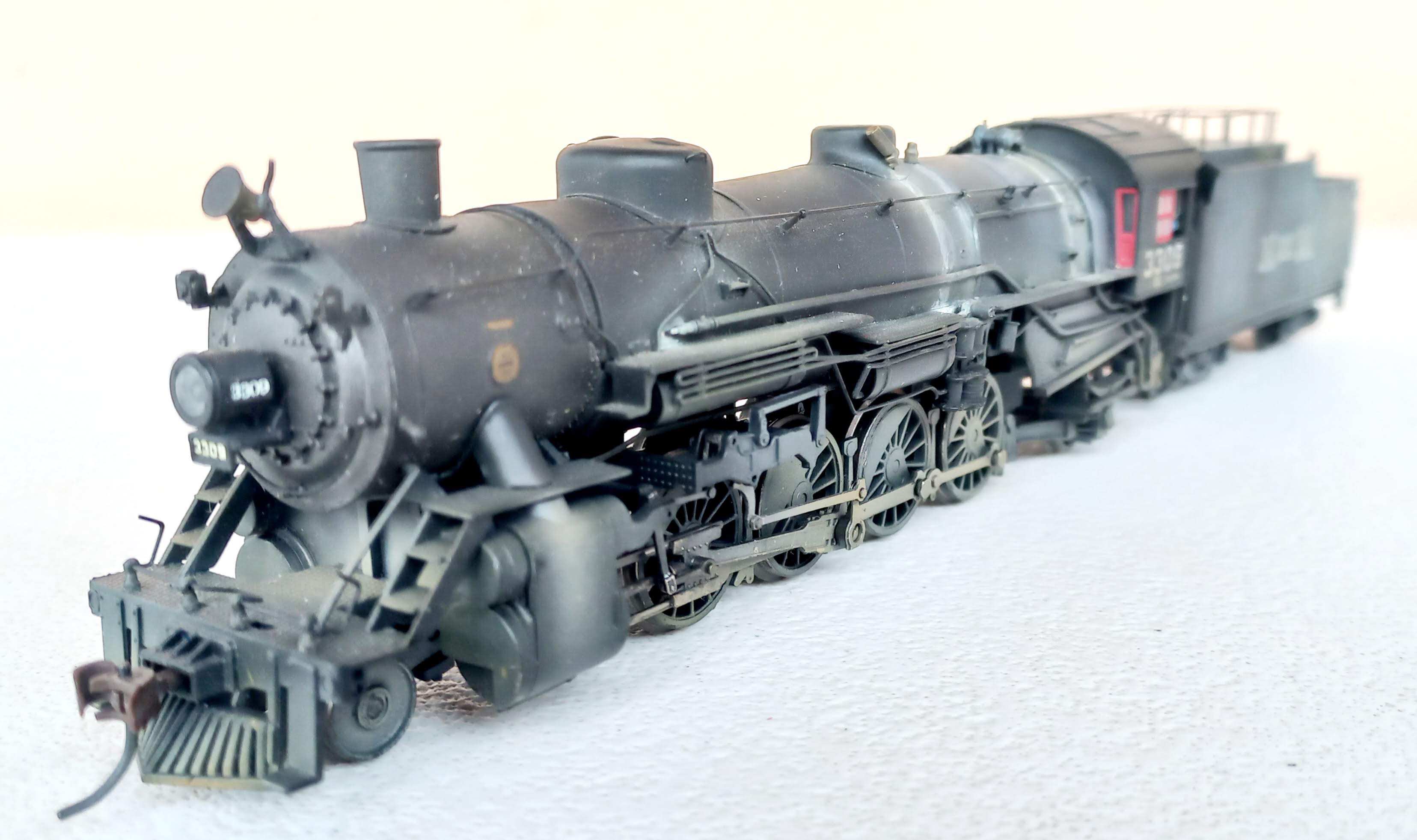 Spectrum - Locomotiva 4-8-2 Mountain  N.de M. com DCC # 3309 de direção e luz e envelhecimento.