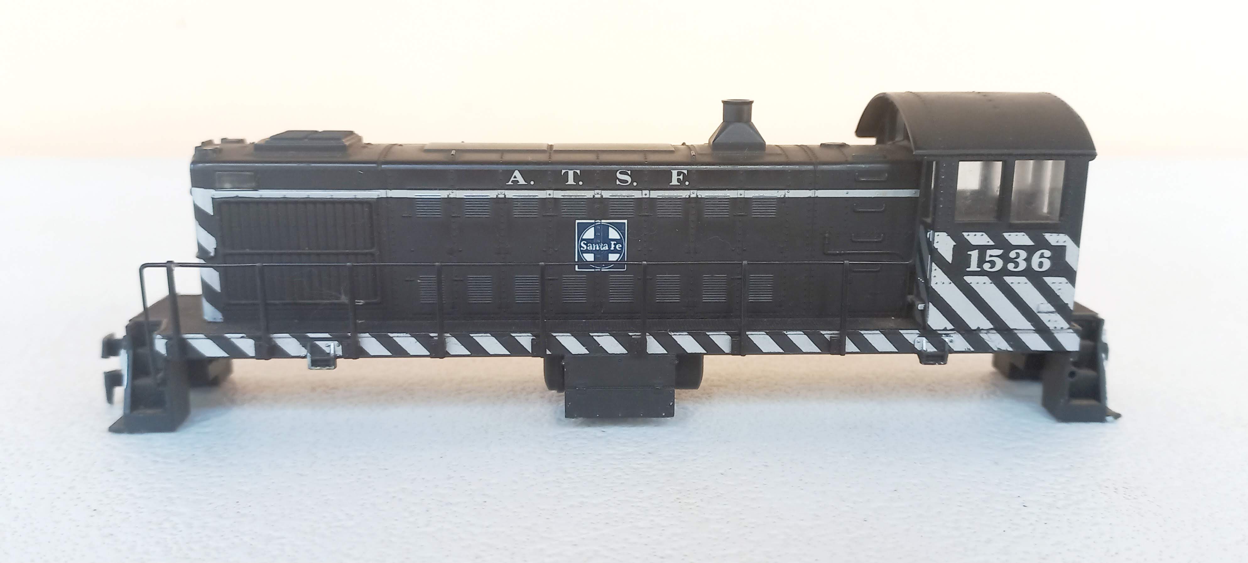 Atlas- Carroceria da Locomotiva S 4 A.T.S.F. Chassi de Metal #1536 - USADA