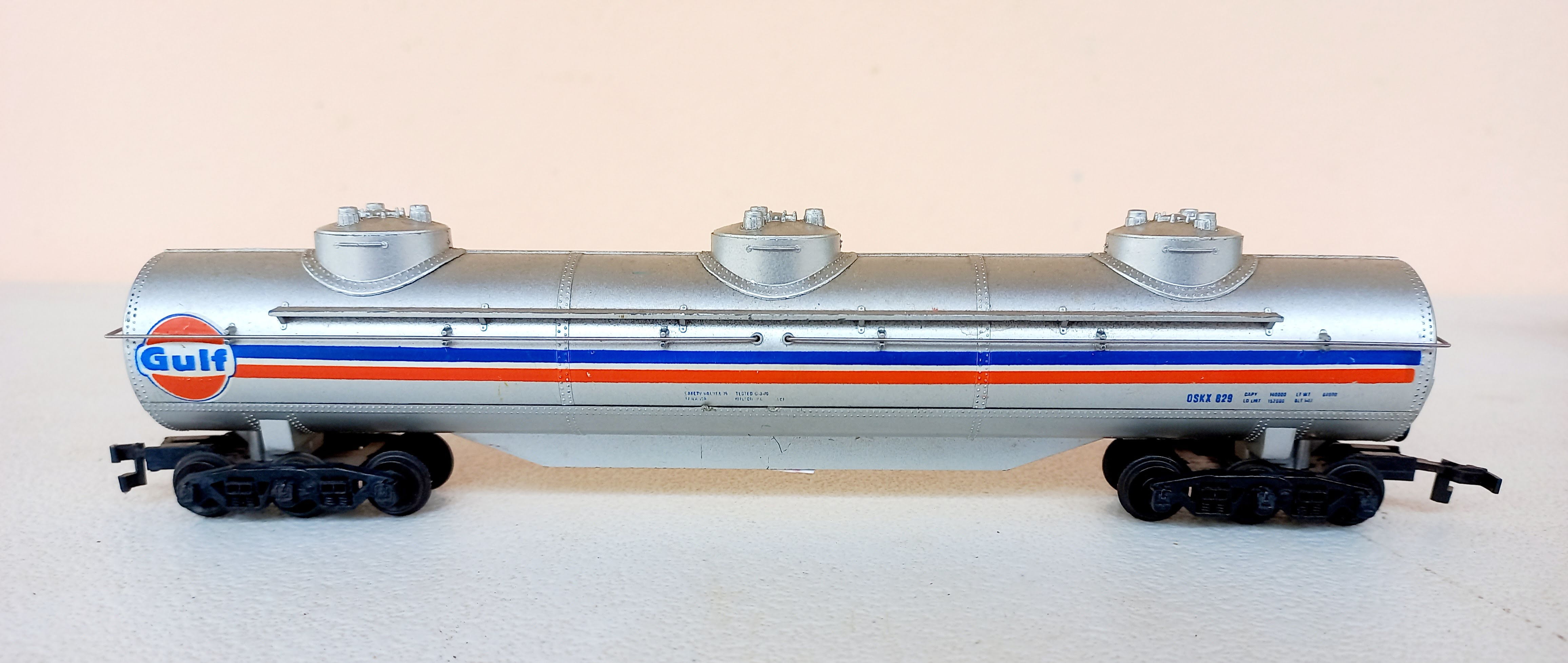 Tyco - Vagão tanque de Combustível 3 Domos Gulf #829 
