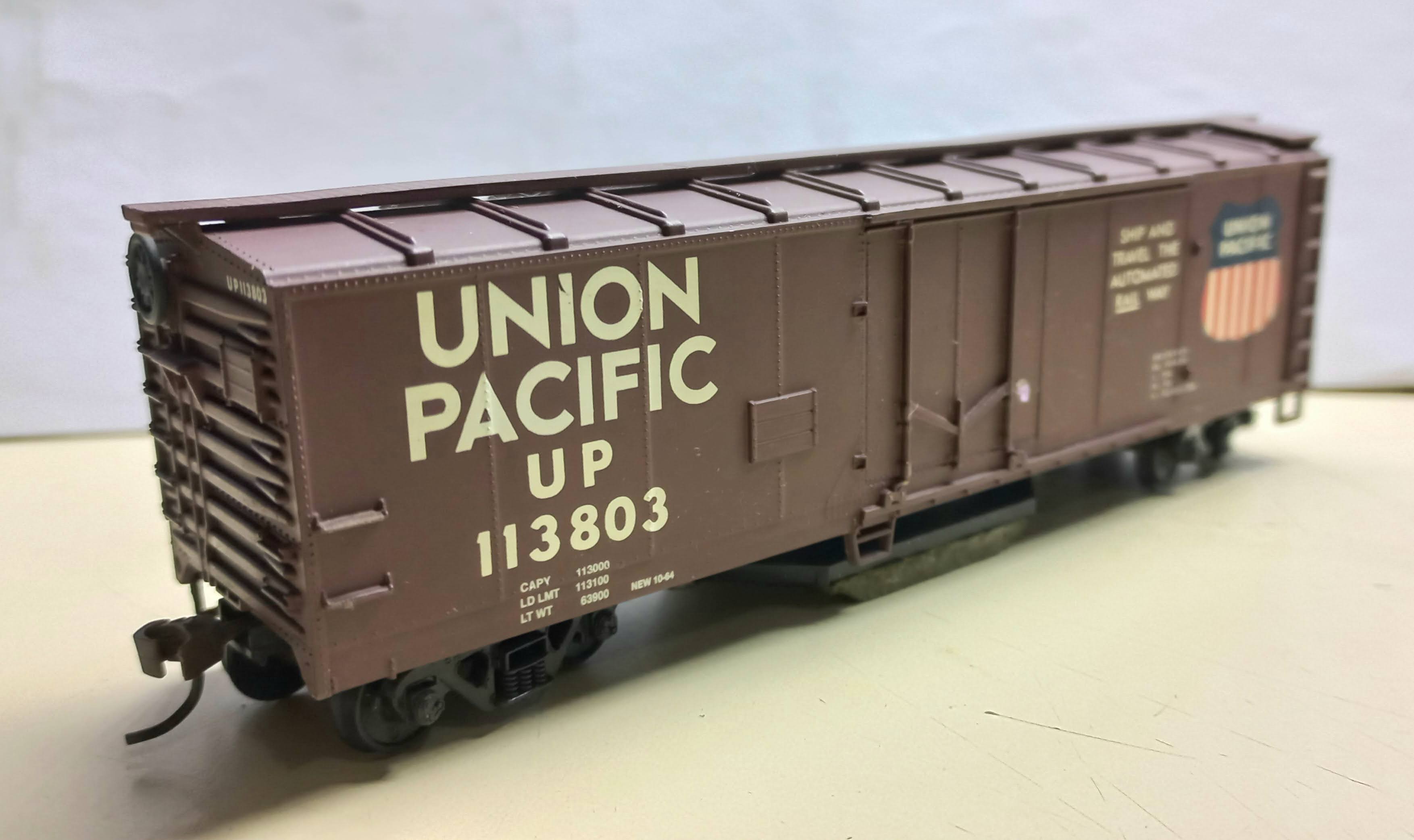 Vagão Box LIMPA TRILHO Union Pacific #113803