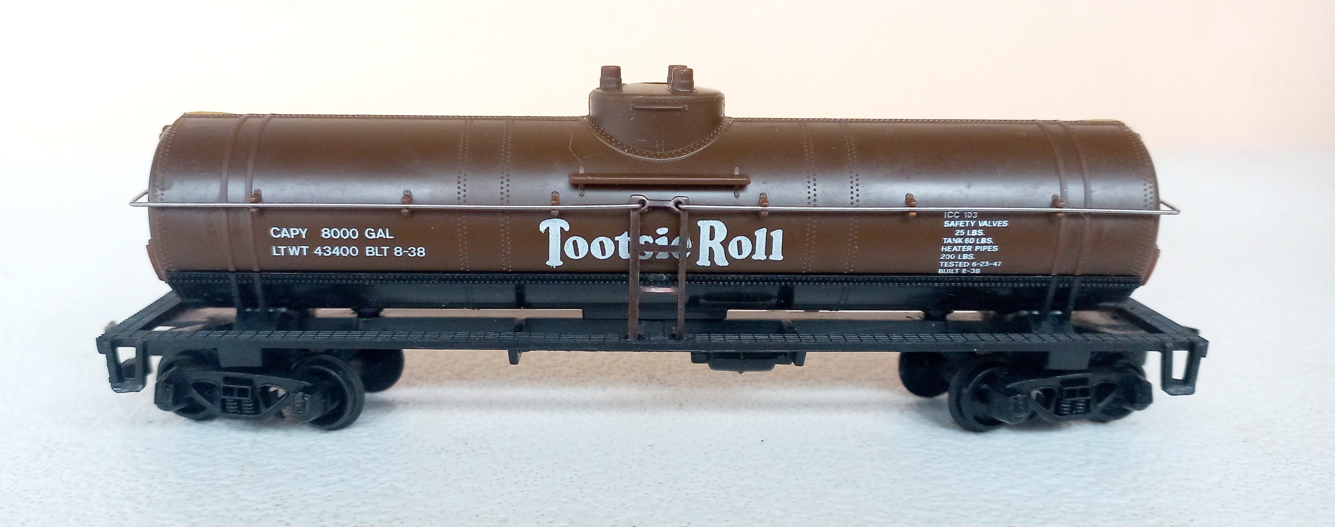 Vagão Tanque 1 Dome TOOTSIE ROLL #43400