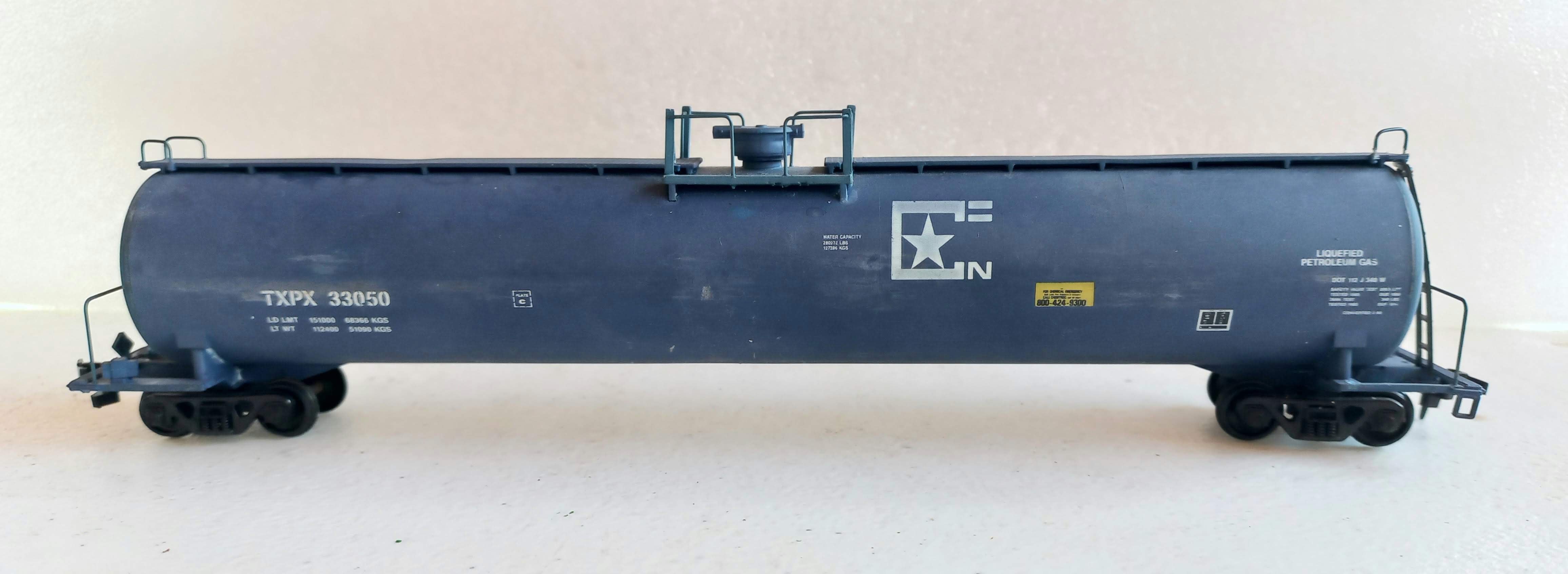 *Vagão tanque de Gás Petróleo Liquido CN #33050