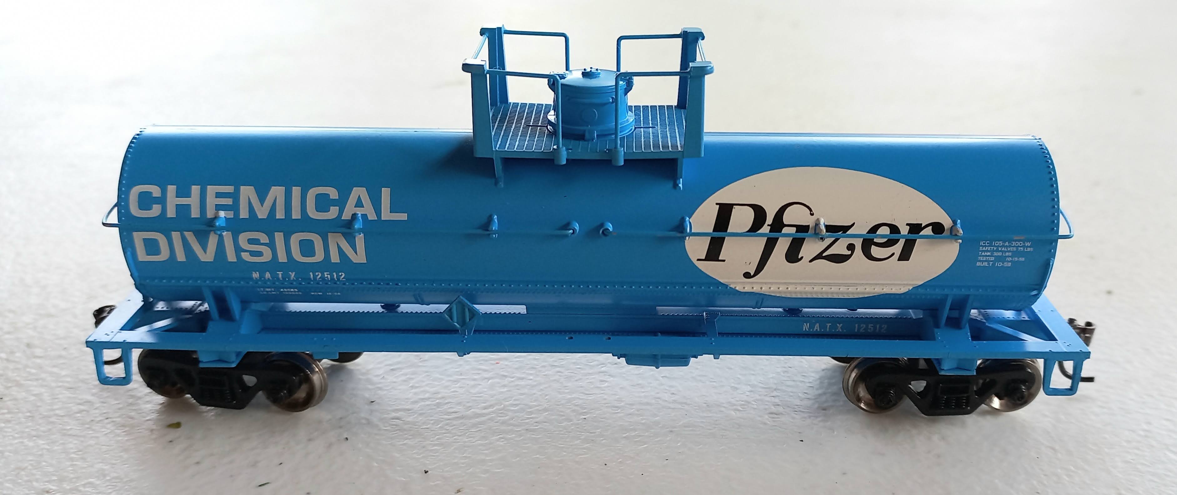 * Vagão Tanque Pfizer #12512 NOVO SEM CAIXA