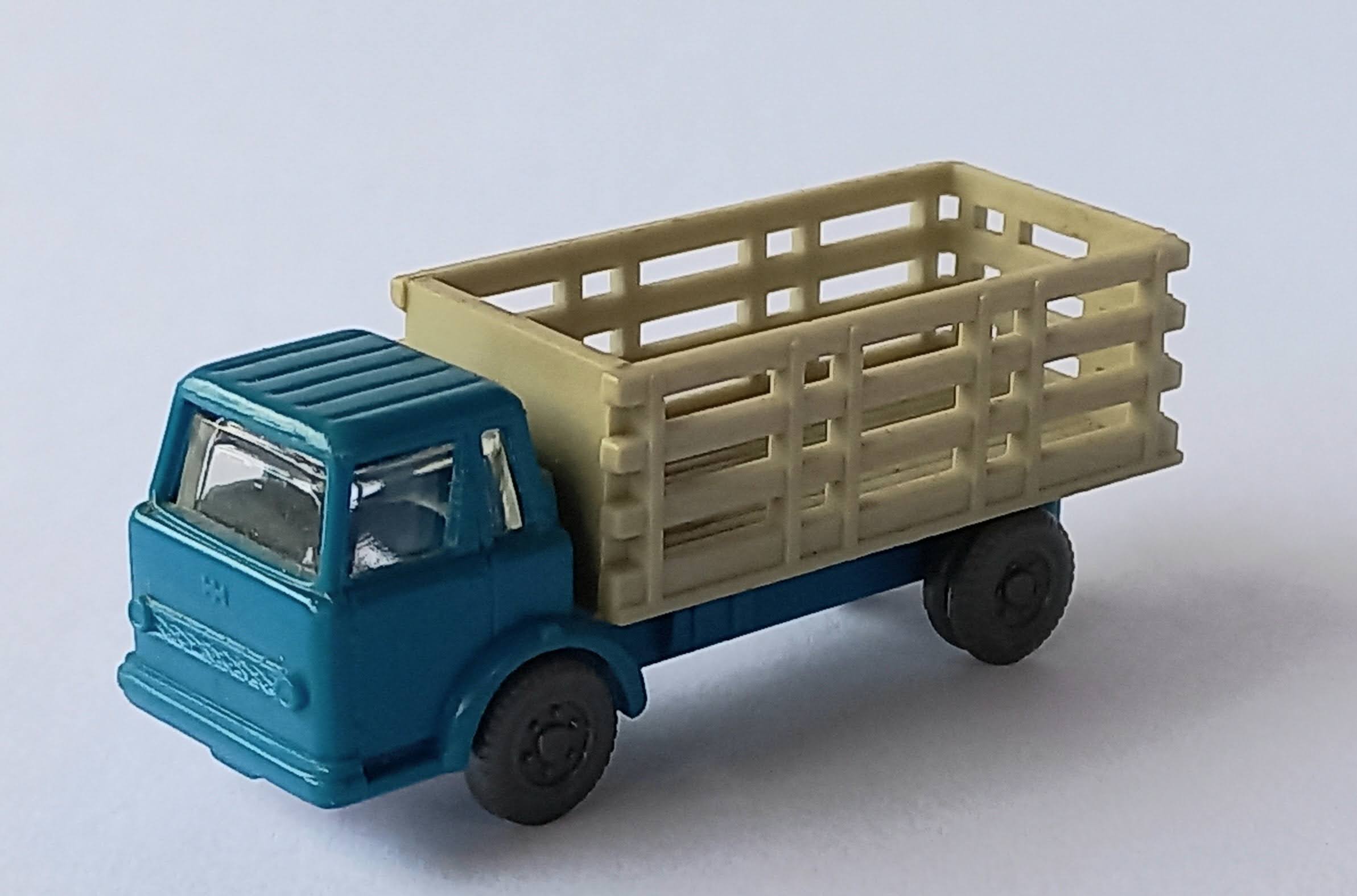 Caminhão Transporte de Animais - SEM EMBALAGEM