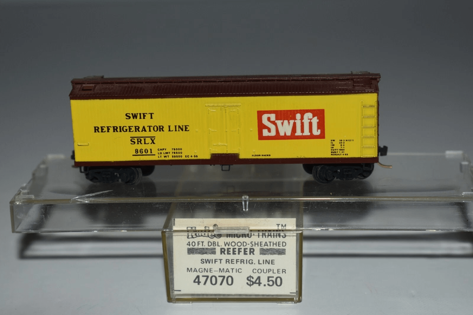 Kadee 47070 - Vagão  40' FFT.DBL. WOOD-SHEATHED REEFER  SWIFT REFRIGERATOR LINE