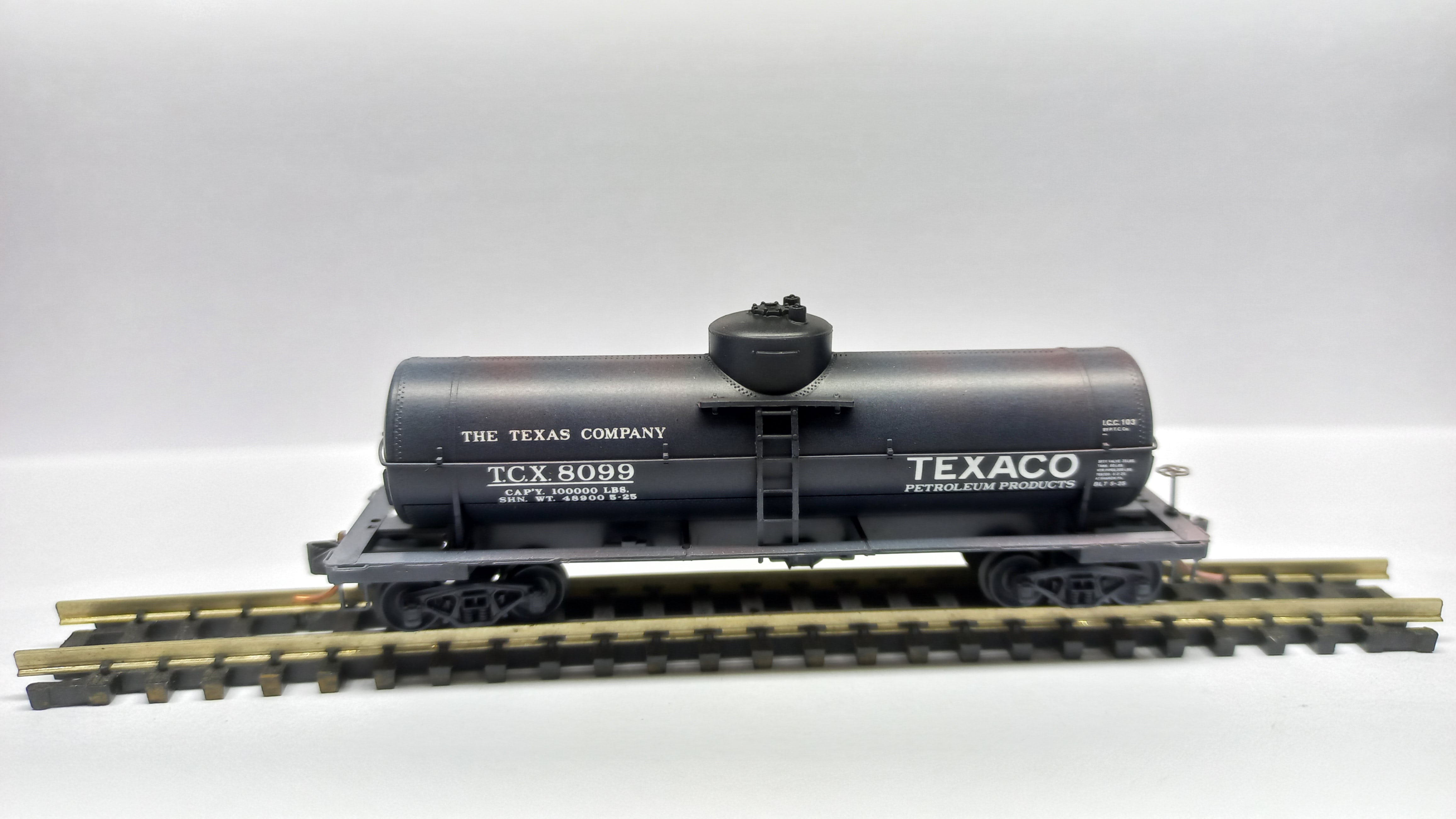 MICRO-TRAINS  065 54 079 N SCALE  39' SINGLE DOME TANK  CAR TEXACO #TCX 8268 1:160