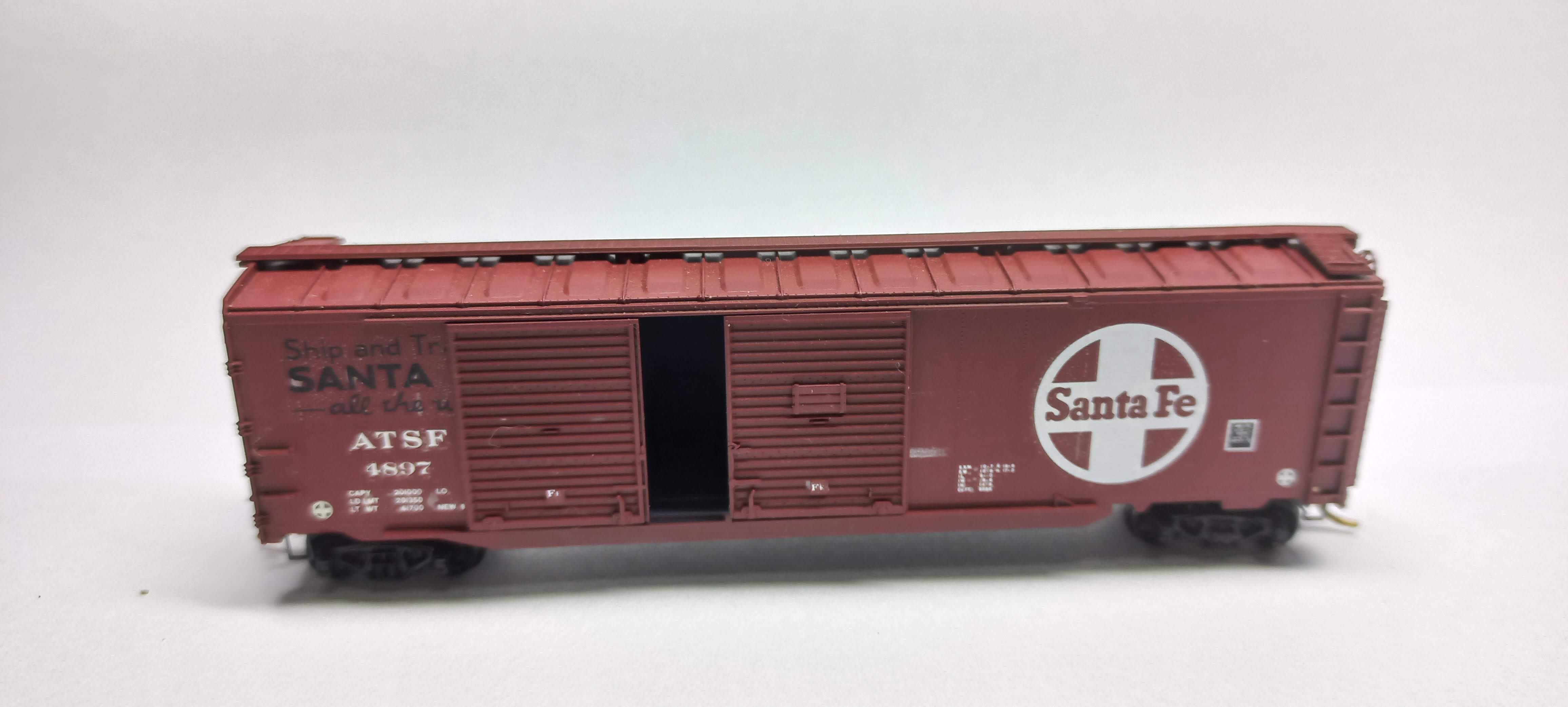 Vagão  Micro-trens N Santa Fe 50' Dupla Porta Auto Boxcar #4897 