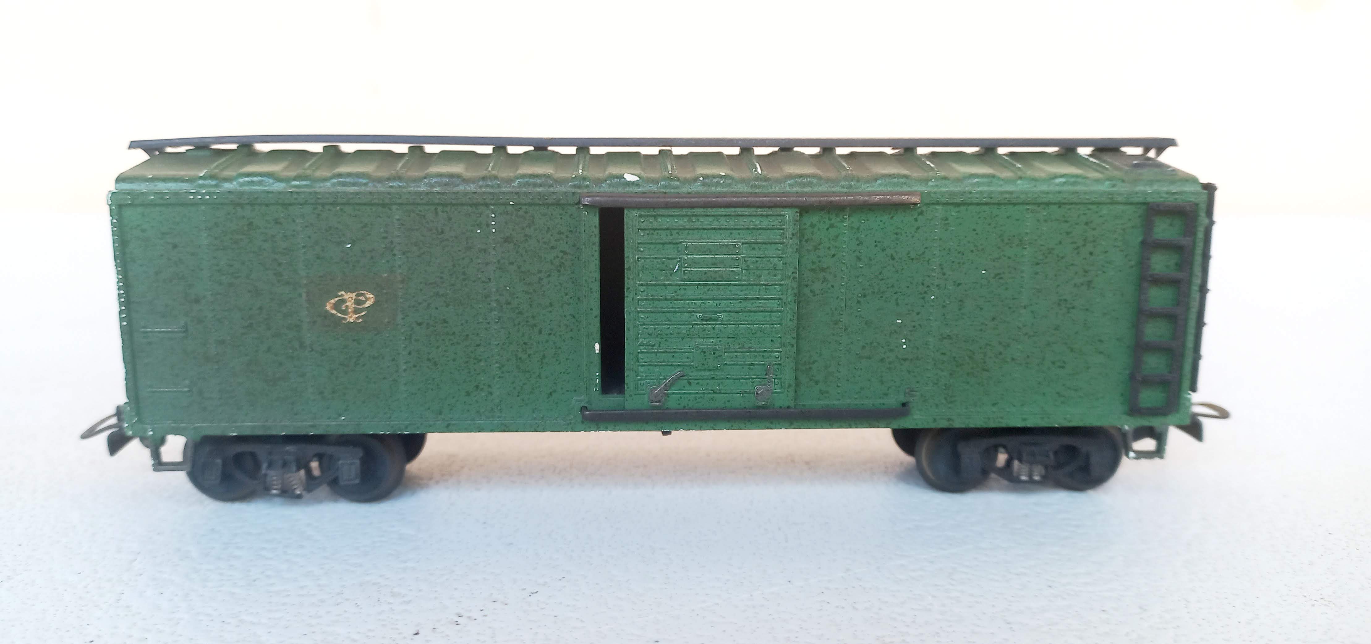 Atma- Vagão Box Pintado Verde - Usado 