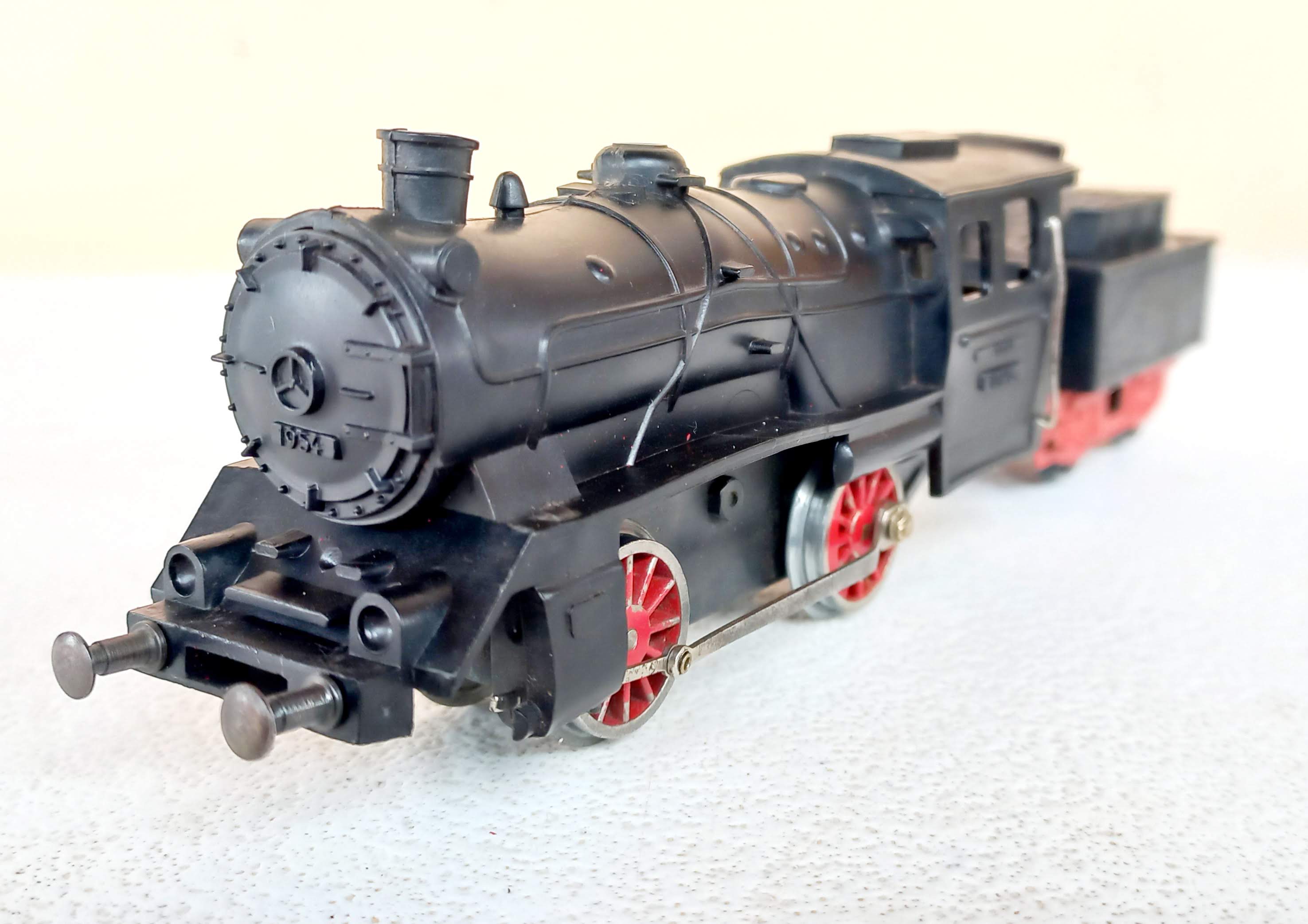 Fleischmann 1000 - Locomotiva a vapor 0-4-0 #1954 Alemanha Ocidental (RARIDADE)