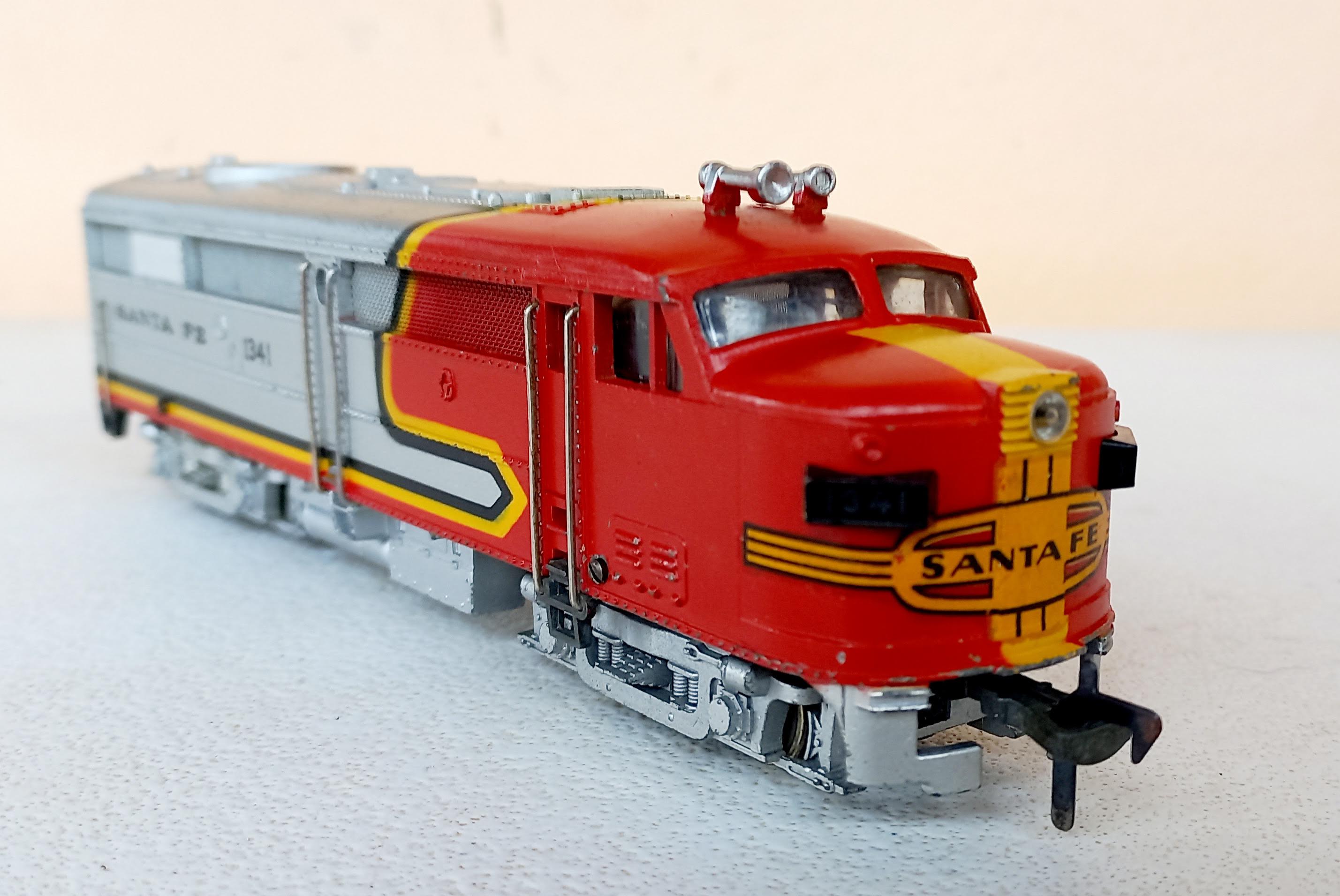 Fleischmann 1341/2S - Locomotiva FA 2 Santa Fé #1341 - (CARROCERIA DE METAL ANOS 60) PEÇA DE COLECIONADOR