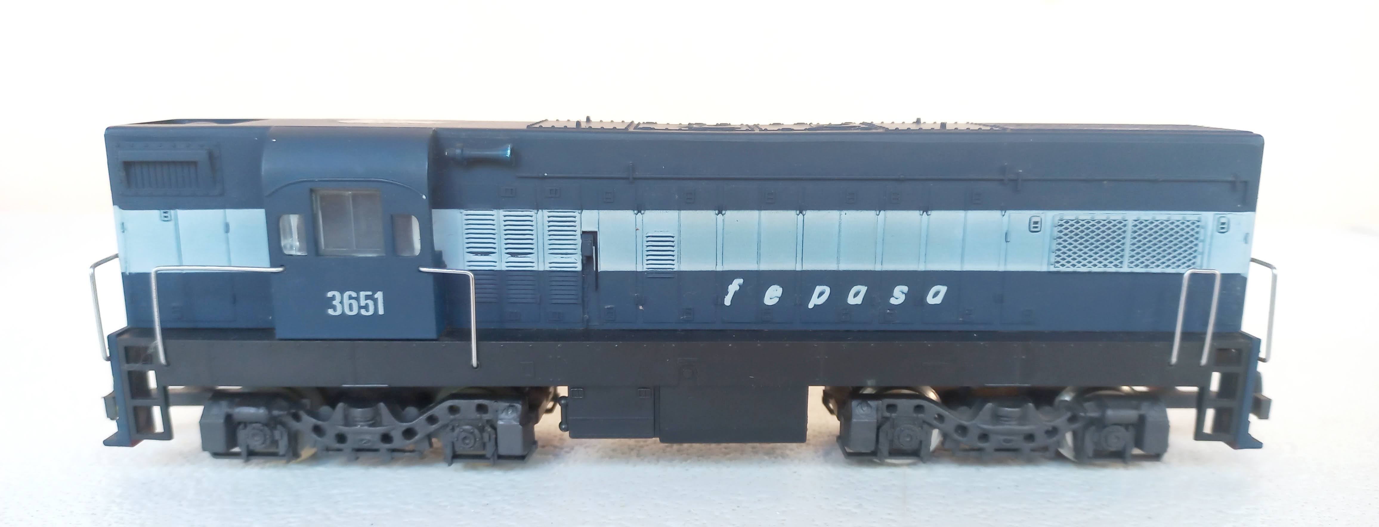Frateschi 3000 - Locomotiva G12 Fepasa Fase I # 3651 SERIE AROS DE BORRACHA