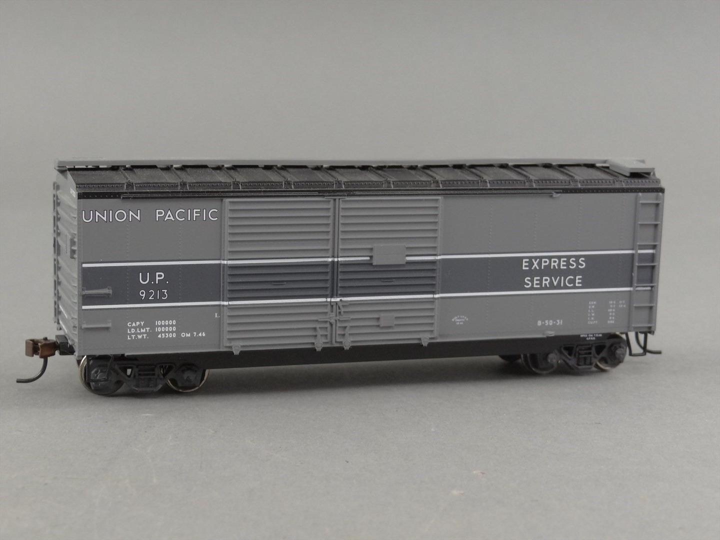 ATHEARN 70195 - Vagão  40' DD BOX CAR UNION PACIFIC EXPRESS SERVICE #9192