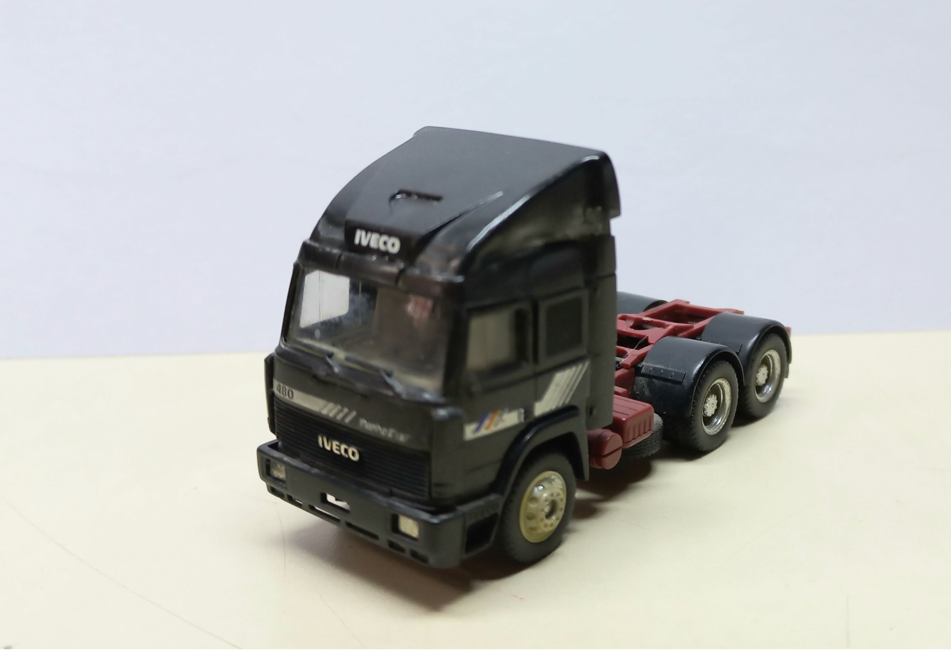 Herpa- Cavalo Mecânico Iveco Turbo Star HO 