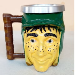 Canecas de Alumínio colecionáveis - Chaves 12cm largura x 11,5 altura 