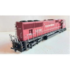 *Athearn - 71121 Locomotiva HO SD70M, EMDX / Marrom / Preto #7018 - USADA