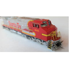 Athearn - Locomotiva C44-9W Santa Fé  # 605