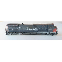 Athearn - Locomotiva C44-9W Southern Pacific #8125