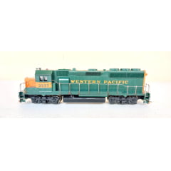 Athearn - Locomotiva GP 40-2 Western Pacific #3557  Revisada com Engate Kadee