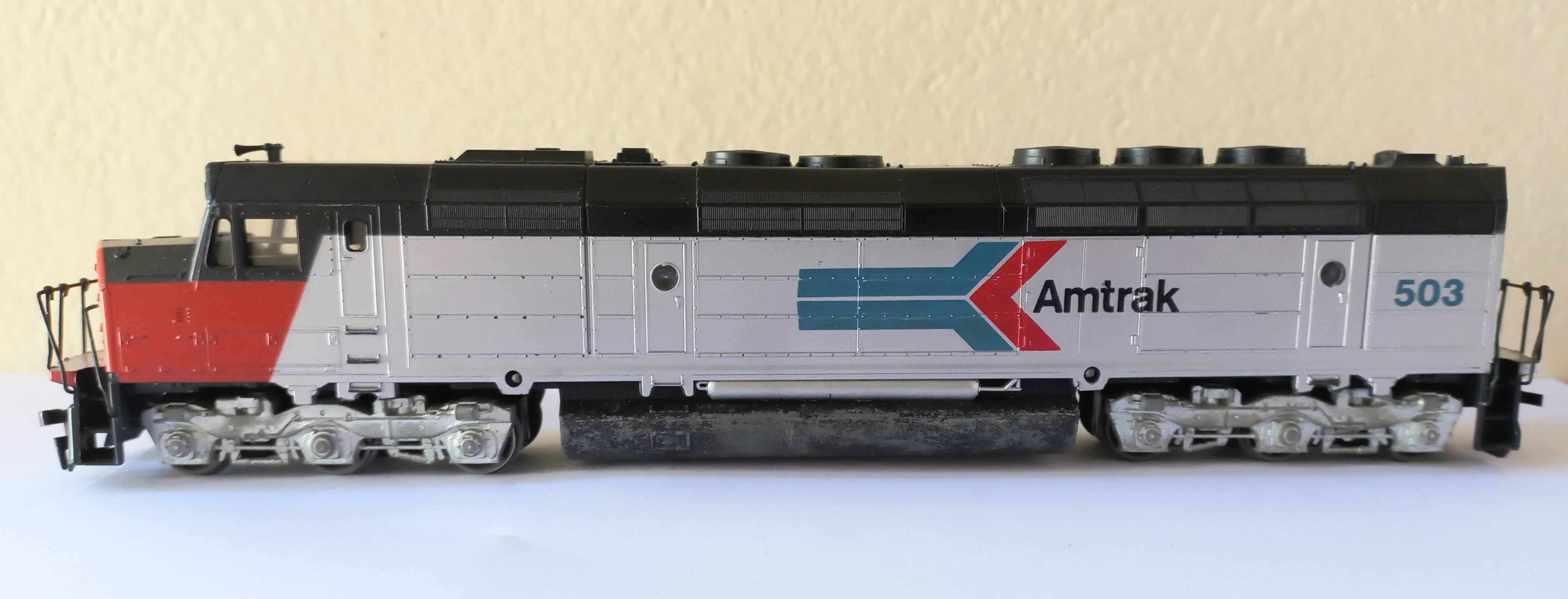 Athearn - Locomotiva Ho  EMD  FP 45 Antrak # 503- (conservada e revisada) 