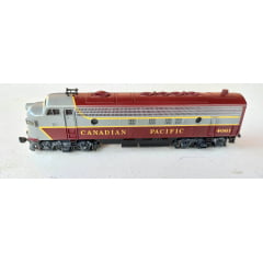 Atlas 8319 - Locomotiva FP-7 Canadian Pacific  #4061 Na caixa original