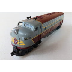 Atlas 8319 - Locomotiva FP-7 Canadian Pacific  #4061 Na caixa original