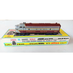Atlas 8319 - Locomotiva FP-7 Canadian Pacific  #4061 Na caixa original