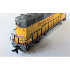Atlas- Locomotiva GP 40 Union Pacific #619 , Mecânica 100%, carroceria com avarias