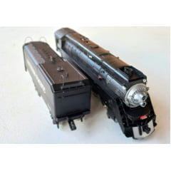 Bachmann Plus 11323 - Locomotiva GS4 4-8-4 Black & Silver War Baby Southern Pacific