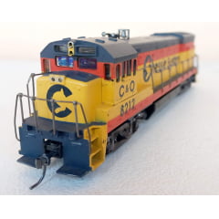 Athearn - Locomotiva U30 B Chessie System #8212 USADA