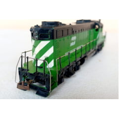 Mantua -Tyco - Locomotiva GP20 Burlington Northern #5028