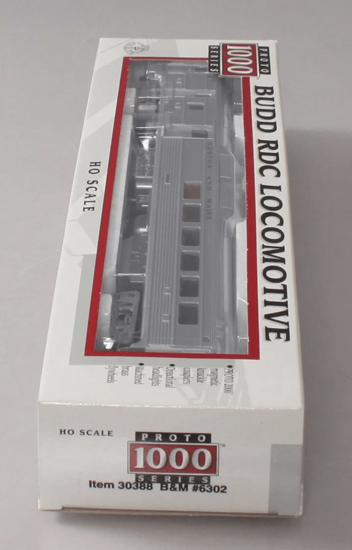 * Proto 1000 30388 BUD RDC Boston and Maine #6302 SEMI NOVO com Iluminação
