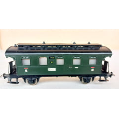 Fleischmann H0 1402 - Carro de passageiros antigo (3ª classe) KPEV (anos 60) - Com Engates NEM Fleischmann H0 1402 - Carro de passageiros antigo (3ª classe) KPEV (anos 60) - Com Engates NEM