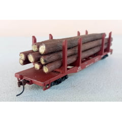 Walthers 93234005 - Vagão plataforma de 45 pés carregados com toras de madeira da Union Pacific #51279 Walthers 93234005 - Vagão plataforma de 45 pés carregados com toras de madeira da Union Pacific #51279