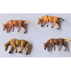 Conjunto de 4 Cavalos  'N'1:160 USADOS