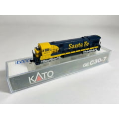 Locomotiva GE C30-7 Santa Fé #8027 - Com DCC e engate Kadee - Semi Nova