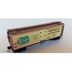 Micro Trains -  Vagão  40' WOOD REFRIGERATOR CAR  MERCHANT'S BISCUIT COMPANY CAR  Nº.3900